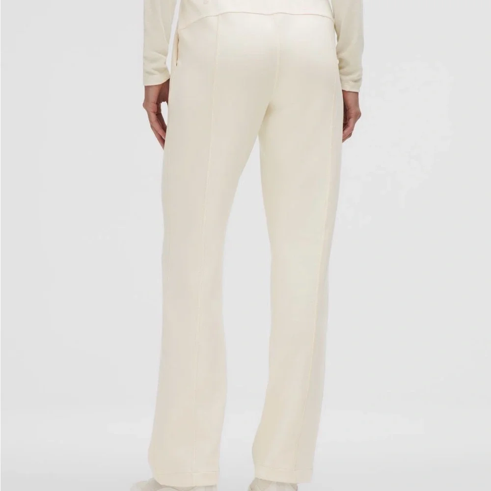 Lululemon Softstreme Pants - New w/out tags - Picture 7 of 7